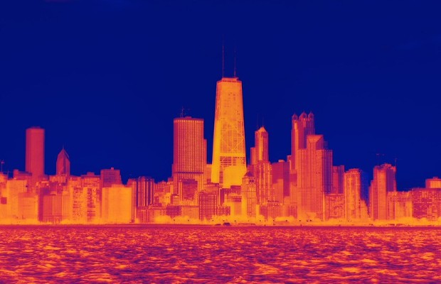 CALDO: SU ASFALTO <BR>  PICCHI 62 GRADI 
