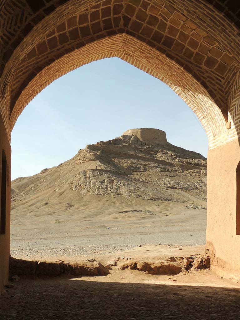 691 - Torri del silenzio Dakhmeh a Yazd - Iran