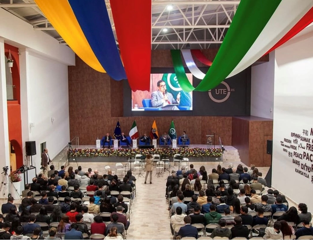 L'universitÃ  Ute celebra 125 anni di relazioni diplomatiche Italia-Ecuador