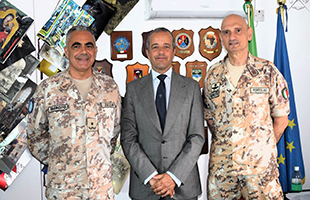 Corno D'Africa: il generale Luciano Portolano in visita a Gibuti e in Somalia