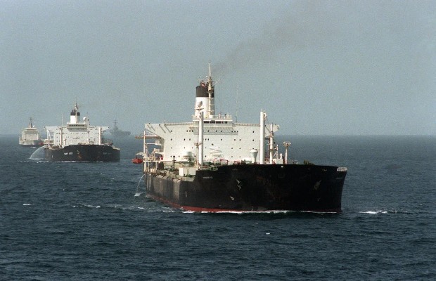 GUERRA, GIORNO 18: <BR> HORMUZ NEL MIRINO