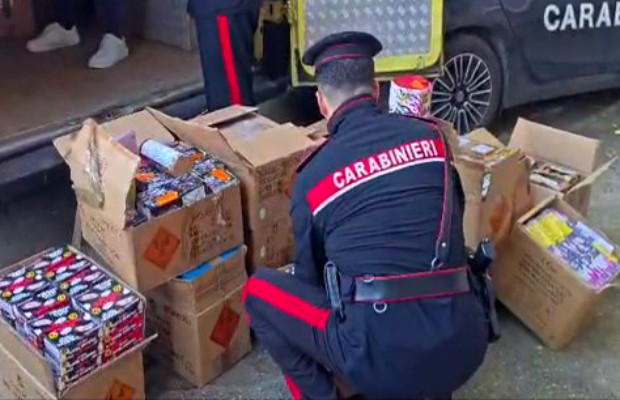 MAXI-SEQUESTRI <BR> DI BOTTI ILLEGALI 