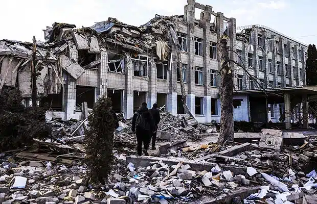 UCRAINA, DALL’FMI <BR> OSSIGENO FINANZIARIO