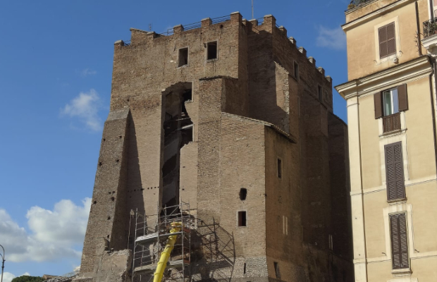 TORRE DEI CONTI <BR> PAROLA A DUE ESPERTI