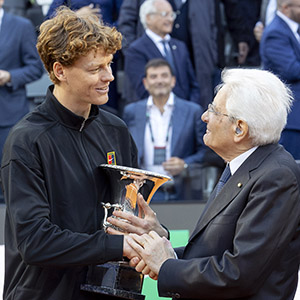 Tennis: Sinner ends Italyâs 50-year wait in Rome