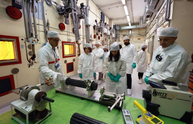 IMPIANTI NUCLEARI <BR> IL 25 CASACCIA APERTA