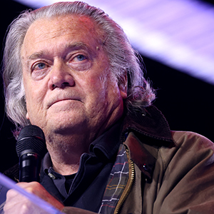 U.S. ICE at the Winter Olympics / Bannon attacks Italy and NATO