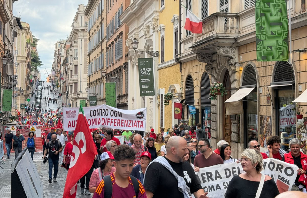 LA CGIL IN PIAZZA A ROMA: <BR>  NO RIARMO, 7,5% A SANITA’