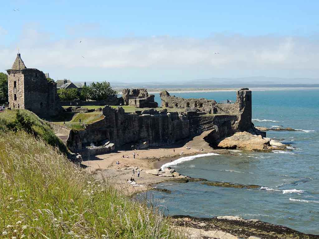 640 - Rovine del castello presso la cittadina di St. Andrews - Scozia