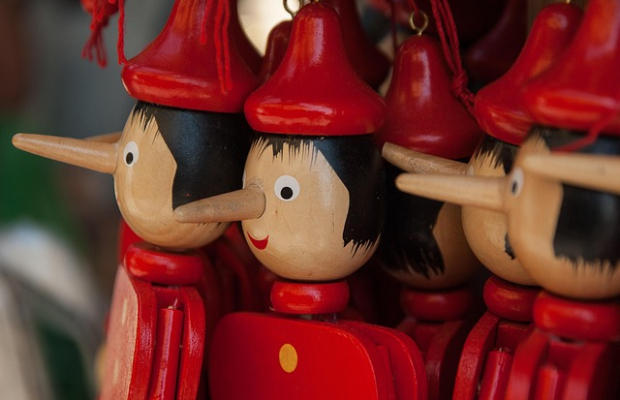 Mostre: BogotÃ , designer e grafici italiani reinterpretano âCarissimo Pinocchioâ