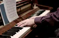 Due pianiste italiane in un recital a quattro mani