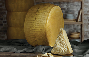 Parmigiano Reggiano protagonista a New York, tra dazi e nuove strategie
