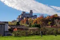 Langhirano, prosciutto e castelli in Emilia-Romagna