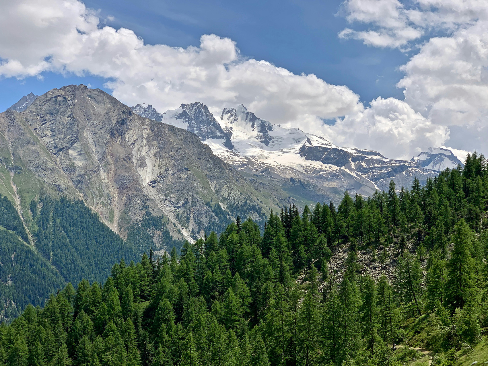 Valtournenche: la finestra sul Cervino