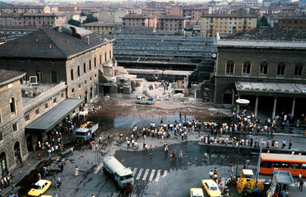 BOLOGNA, 45 ANNI FA <br> LA STRAGE NEOFASCISTA