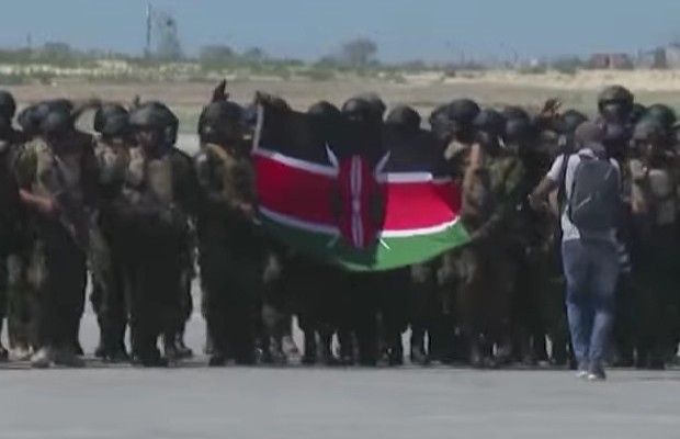 ARRUOLAMENTI AFRICANI <BR> PER LâESERCITO DI MOSCA