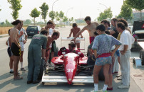 FORMULA 1, LâAVVENTURA <BR>  DELLA ANDREA MODA    