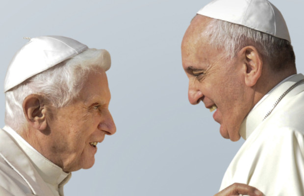 Francesco ricorda <br> Benedetto XVI