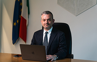 UniAdrion, il rettore dellâUniversitÃ  di Teramo Christian Corsi eletto presidente 