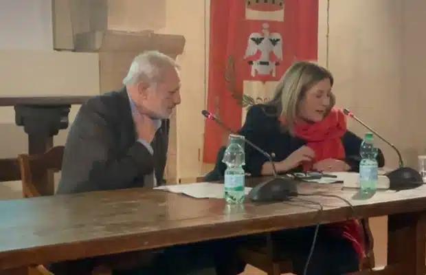 A Todi le cinque <br> domande sullâItalia <br>  di Paolo Pagliaro