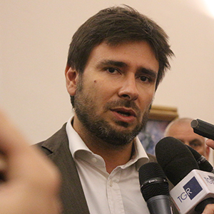 Former lawmaker Di Battista recounts emergency surgery in Cuba, blames U.S. embargo