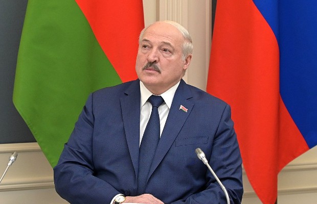 LUKASHENKO: SIAMO <BR> PRONTI ALLA GUERRA