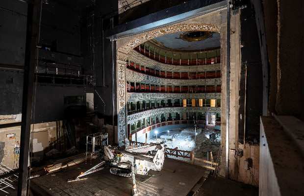 A ROMA RIAPRE <BR> IL TEATRO VALLE