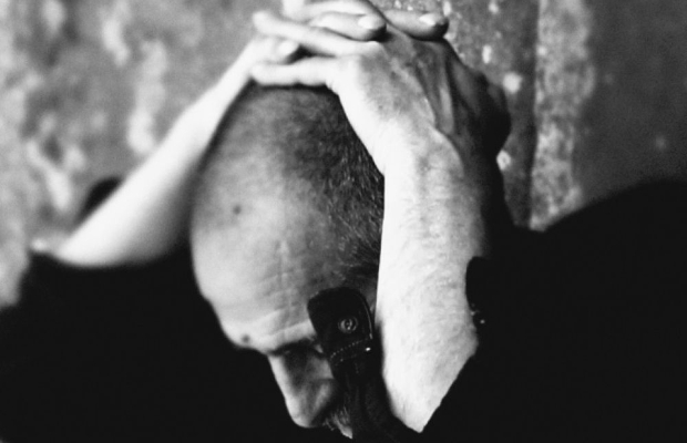 Giovanni Lindo Ferretti in scena con 'Percuotendo. In cadenza'