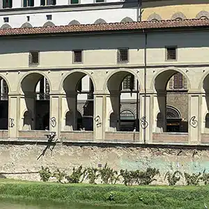 German tourists identified in Florence's Vasari Corridor vandalism 