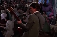 CACCIA ALLA CHITARRA <BR> DI RITORNO AL FUTURO