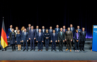 Urso a meeting Friends of Industry: âEuropa decida ora per rilanciare competitivitÃ  industrialeâ