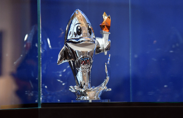 Il delfino-mascotte dei Giochi del Mediterraneo 2026 diventa scultura con lâarte di Vincent