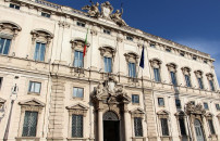   PA, CONSULTA: VIA TETTO <BR> STIPENDI A 240 MILA EURO  