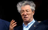 OGGI A PONTIDA<br>  I FUNERALI DI BOSSI