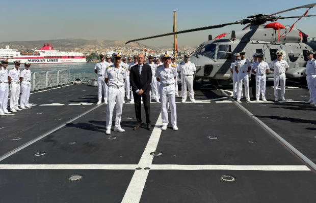 Grecia: lâAmbasciatore Cuculi visita la Nave Giovanni delle Bande Nere