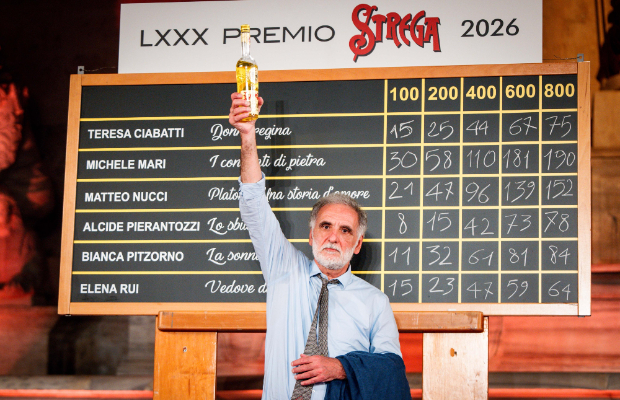 IL PREMIO STREGA <BR> A MICHELE MARI  
