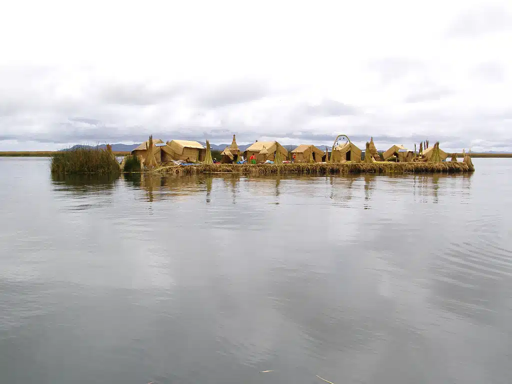 456 - Lago Titicaca isole galleggianti - Peru'