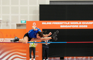 Mondiali Pattinaggio Freestyle, Brivio centra oro e record