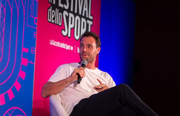 TENNIS, PER CECCHINATO <BR> LA SCALATA CONTINUA