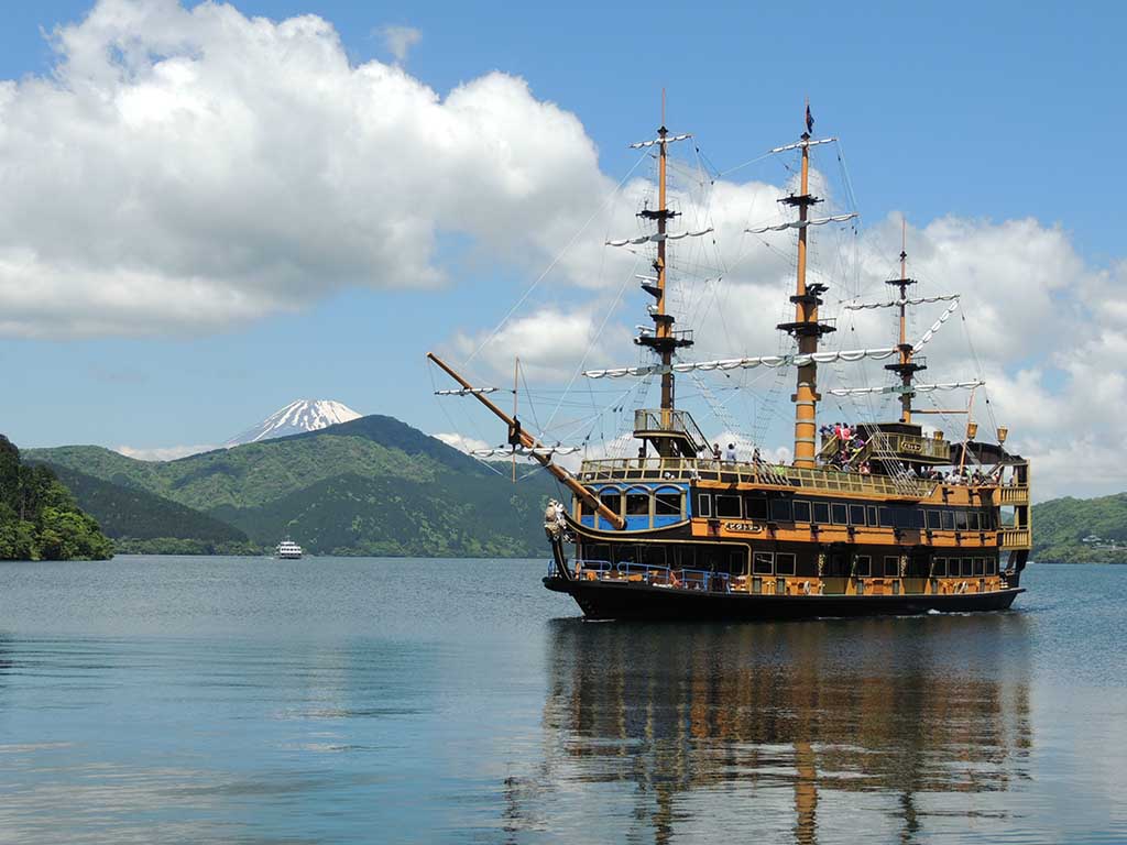 294 - Lago Ashi con il monte Fuji - Giappone