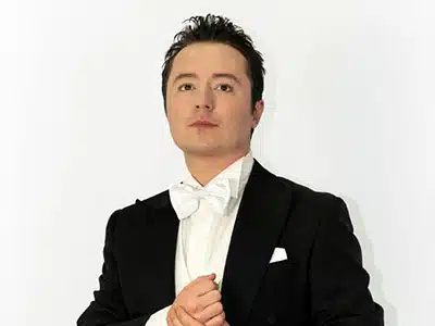 MUSICA, IL TENORE MATTEO MACCHIONI FESTEGGIA 10 ANNI DI CARRIERA