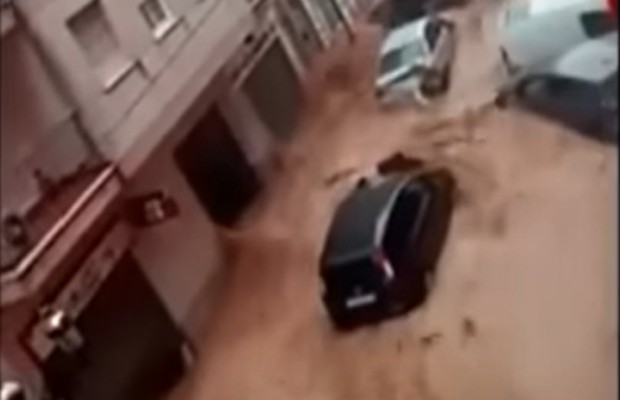 TEXAS, 82 VITTIME <BR> PER LâALLUVIONE