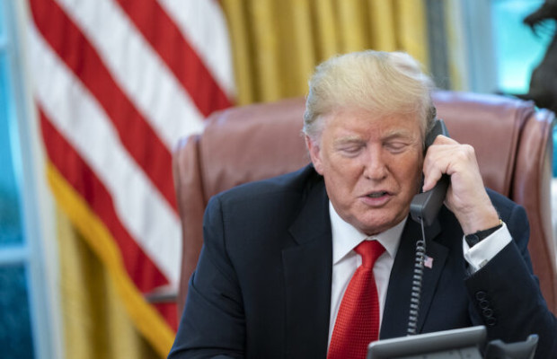 TRUMP NON SI FERMA <BR> NUOVE ACCUSE A ROMA