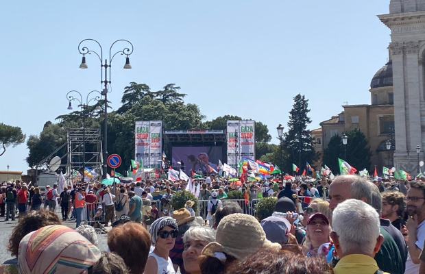 ROMA IN PIAZZA <br> PER IL POPOLO DI GAZA - LIVE