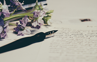 Está em curso o prémio “M’illumino d’immenso” para a tradução de poesia para português, árabe e espanhol.